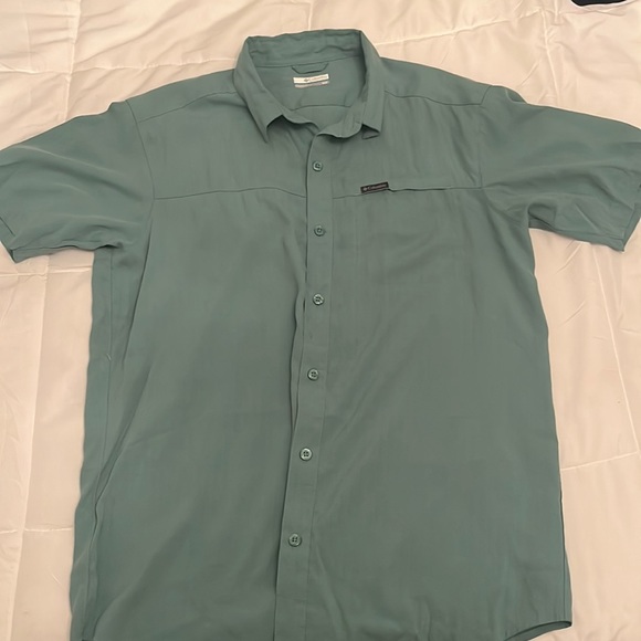 Columbia Short sleeve button up - Picture 1 of 2